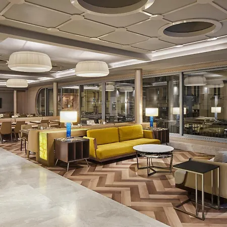 Hotel Titanic Comfort Mitte 3*