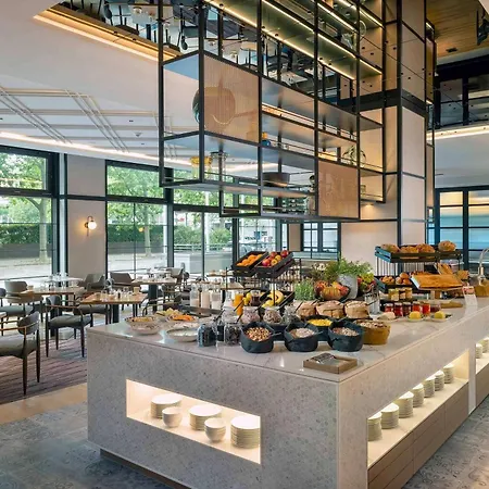 Doubletree By Hilton Ku'damm *
