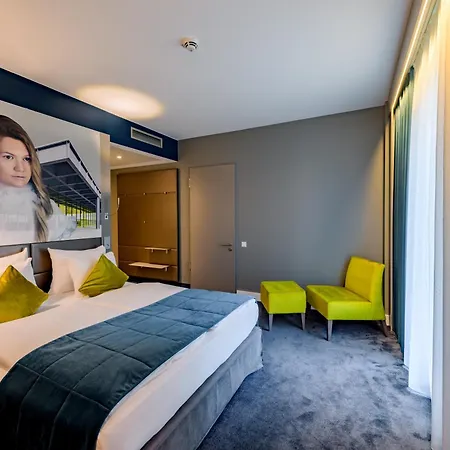 Mercure Wittenbergplatz 4*