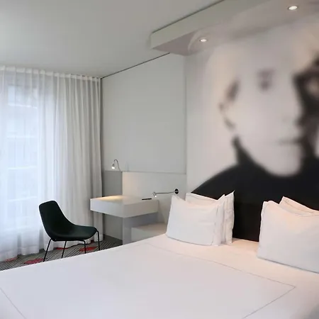 Park Plaza מלון