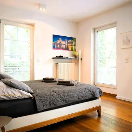 Apartment The Getaway / 80qm In Berlin's Historic Diplomatic Quarter *