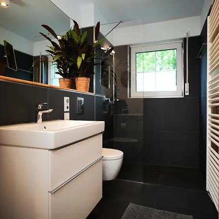The Getaway / 80qm In Berlin's Historic Diplomatic Quarter Berlin