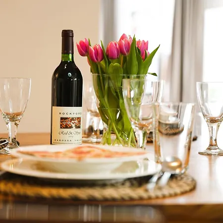 Apartment The Getaway / 80qm In Berlin's Historic Diplomatic Quarter *