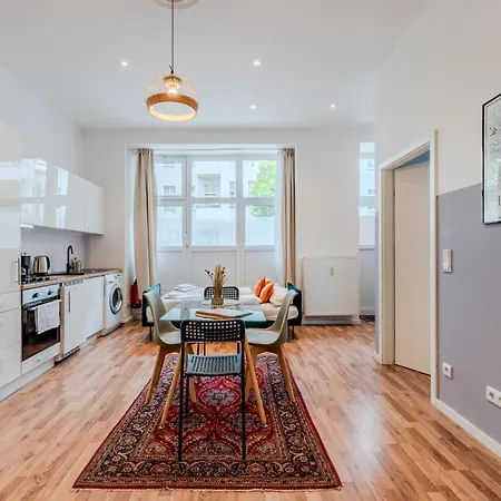 Lejlighed Spacious, 3 Flat With Gym & Play Area