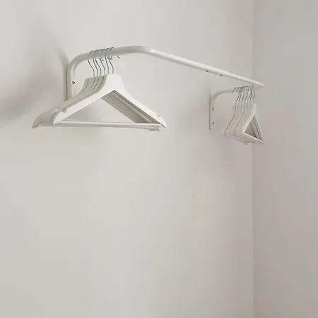 Nook Design-apartments Mit Kueche, Duschbad, Neben U-bahn Station Aber Ruhig Gelegen Appartement Berlijn