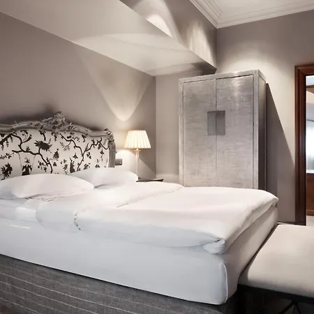 Schlosshotel Berlin Hotel