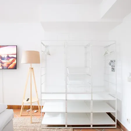 公寓 Charmantes 2-zimmer-apartment Mit Vorgarten *