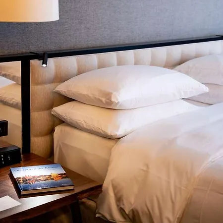 Hotel Grand Hyatt 5*