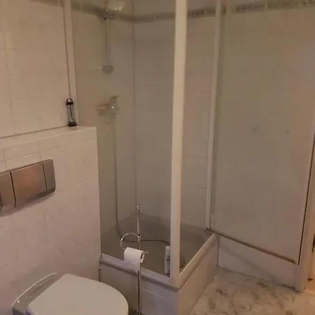 Schmidt Apartment *
