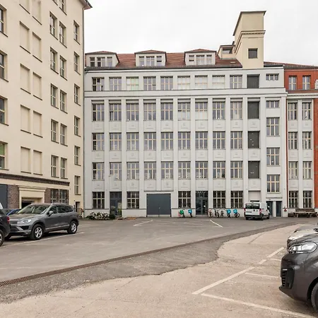 Mint Ueber Der Stadt Parken Kueche Wifi *