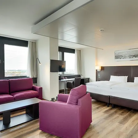 Ξενοδοχείο Park By Radisson Alexanderplatz 4*