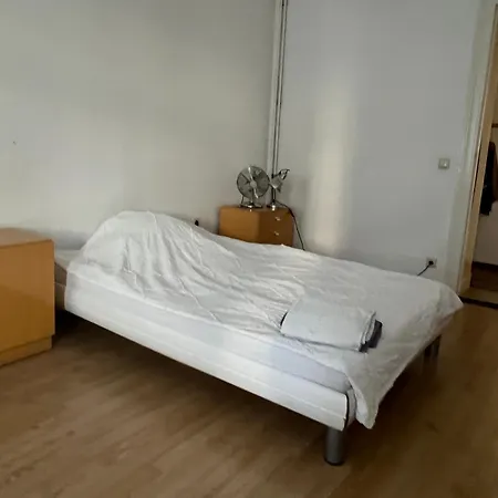 Schillerkiez Helle Zentrale Mit Berliner Charme ברלין