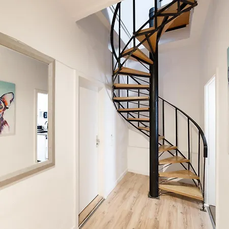 Great Mitte Museumsinsel Apartamento Berlim