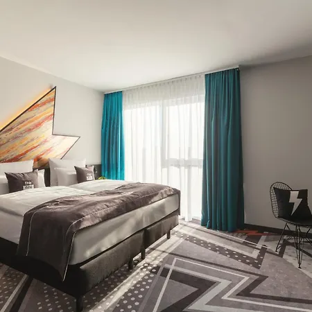 - The Niu, Flash Charlottenburg By Ihg Hotel
