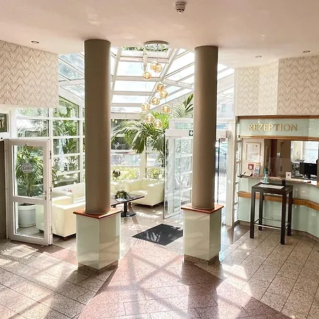 Senscity Spandau 3*