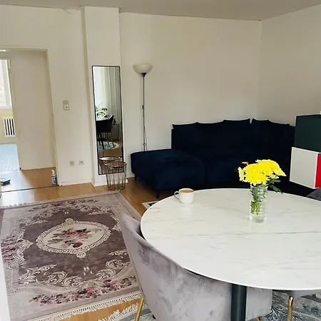 2-rooms Flat In Berlin-wedding Berlin