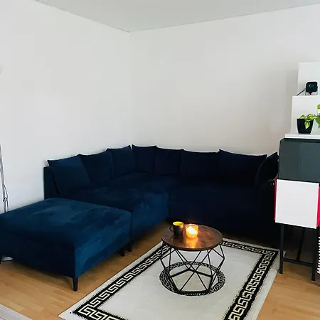 Apartment 2-rooms Flat In Berlin-wedding