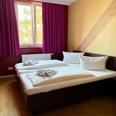 Hotel Holi
