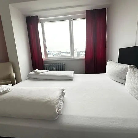 Ootel.com Hotel