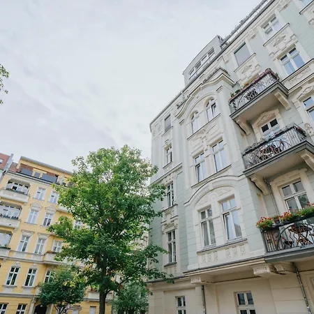 Apartment Homely - Center, Modern, Historical, Near Park Berlin