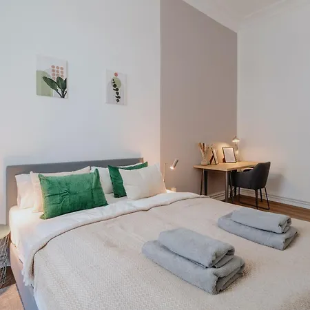 Homely - Center, Modern, Historical, Near Park Berlin