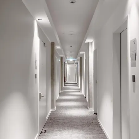 Limehome Sybelstr Апартаменты *