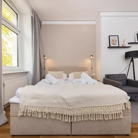4 Grosse Kueche Balkon Am Maybachufer Apartment