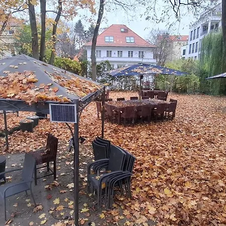 Bed & Breakfast King David Garden Berlin