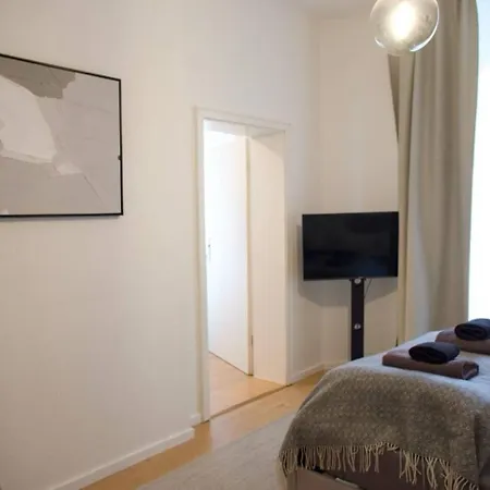 Lejlighed Ground-floor For 2 Ppl In Prenzlauer Berg *