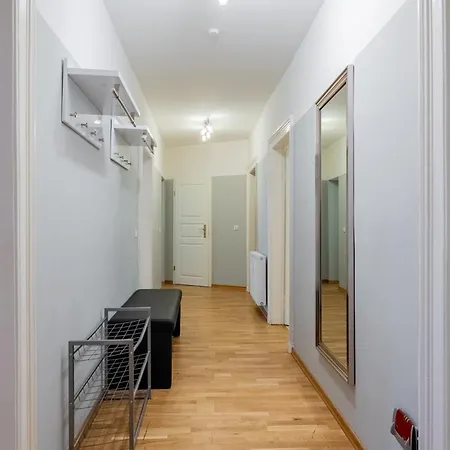 Апартаменты Grand Mitte Rosenthaler Platz