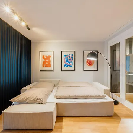 Luxurious 105m2 Penthouse In Prime Location 4 Bedroms & Balcony Apartamento Berlín