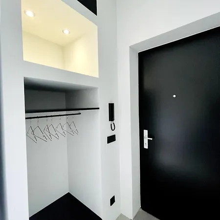 Apartment With A Bathroom And Private Entrance Door
