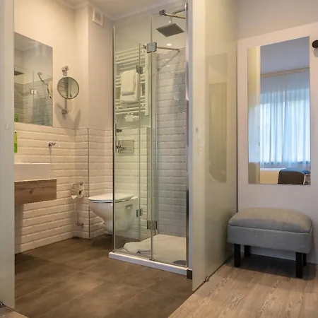Garner - Wilmersdorf By Ihg 3* Berlin