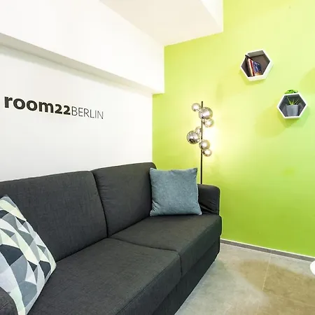 P22 22 Prenzlauer Berg Apartment *