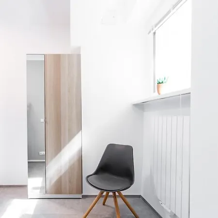 P22 22 Prenzlauer Berg Apartment *