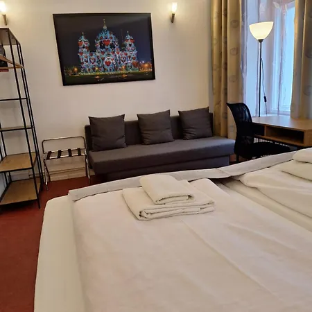 Amelie Hotel