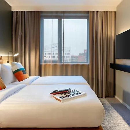 Moxy Ostbahnhof 4* Berlin