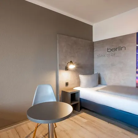 Lichtenberg 3* Berlin