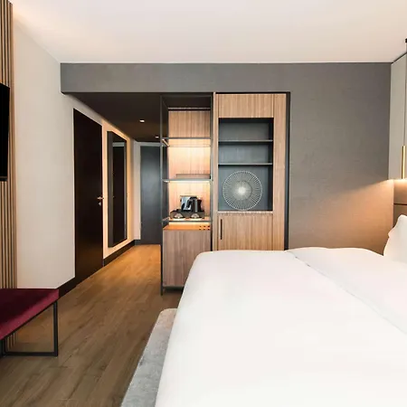 Radisson Collection Hotel, Отель 5*