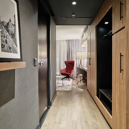 Radisson Collection Hotel, Отель 5*
