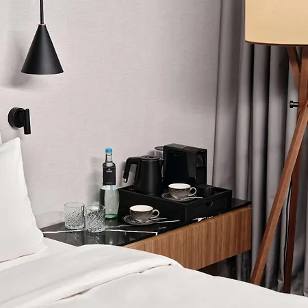 Radisson Collection Hotel, Отель Берлин