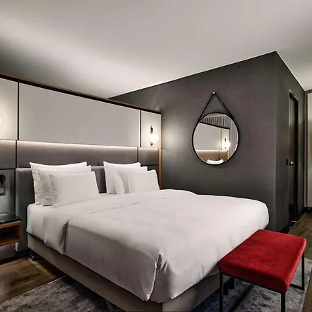 Отель Radisson Collection Hotel, 5*