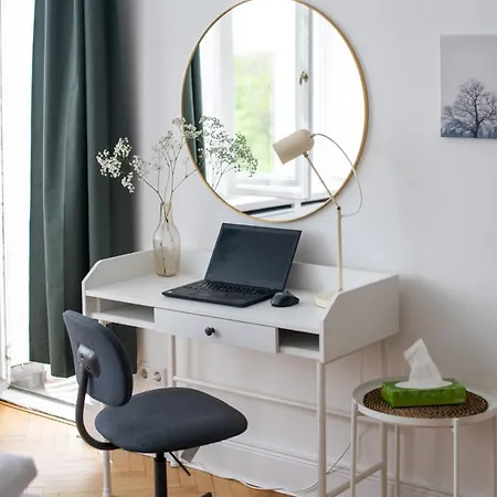 Apartamento Kaiser 04 By Rockchair L Superhost Status L 3 Bedrooms Boxspringbeds 2 Bathrooms L Cozy Family & Business Flair 155 Sqm 3 Balcony 4th Floor Elevator Up To 10 Guests Welcomes You!