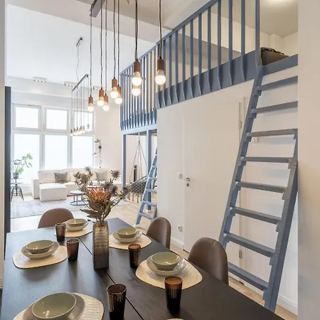 Spacious Lofts In Wedding * 베를린