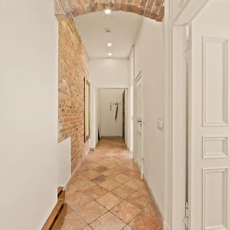 Apta Downtown Monument4rent Near Checkpoint Charlie * Berlijn