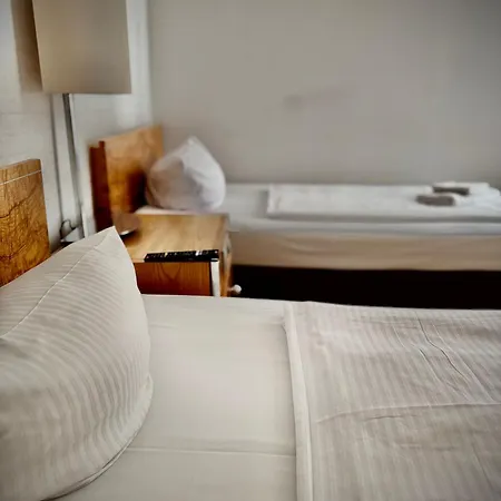 Erlanger Hof Hotel 3*