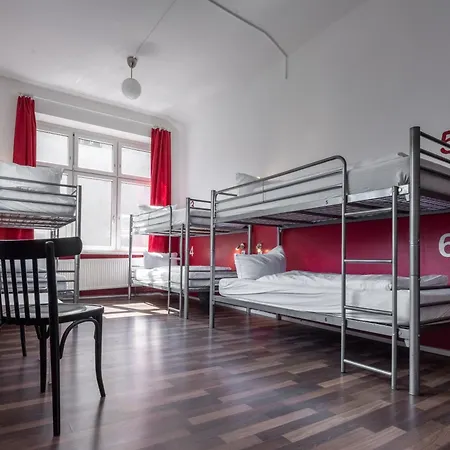 Hostel Ballhaus