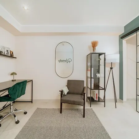 Apartment Homely - Huge Terrace, Modern, Quiet, Near Kudamm