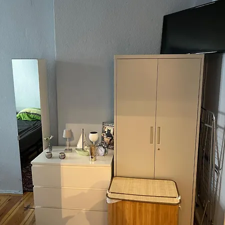 Stylish 2-room With Balcony Next To East Side Gallery 公寓 柏林