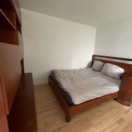 Δωμάτια σε οικογενειακή κατοικία Shared Living Comfort *